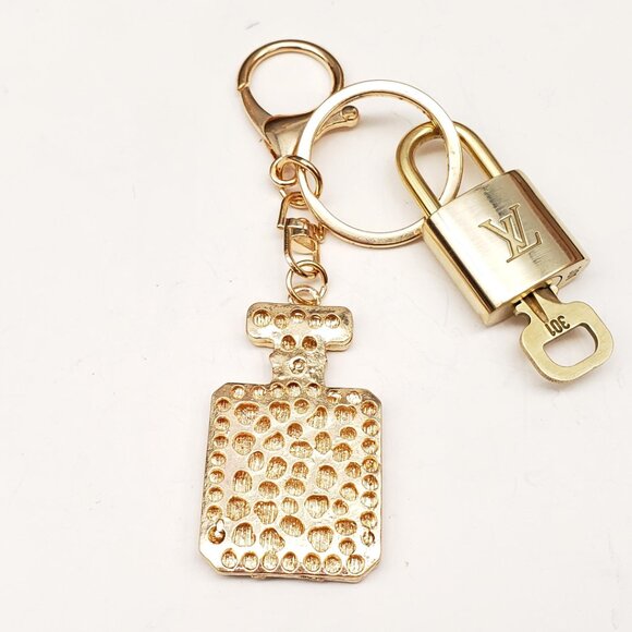 Authentic Louis Vuitton Lock & Key with unbranded Bagcharm, Keycharm, Keychain - Picture 6 of 8